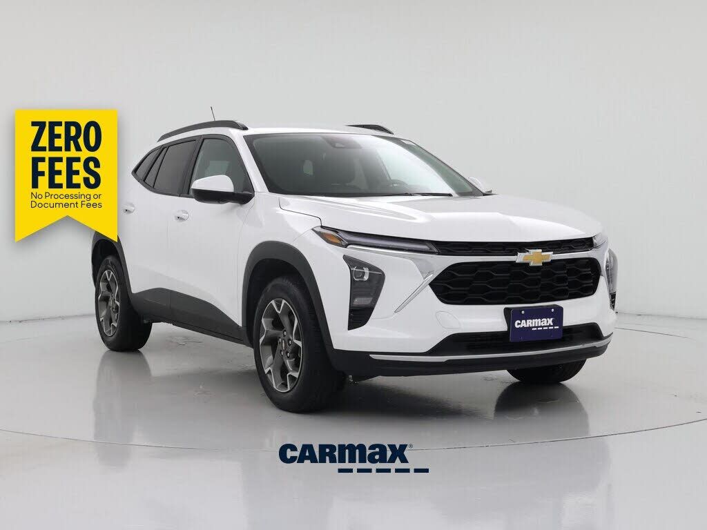 2025 CHEVROLET Trax