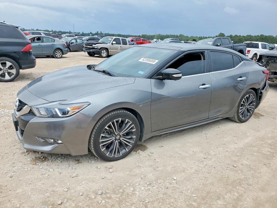 2017 NISSAN Maxima