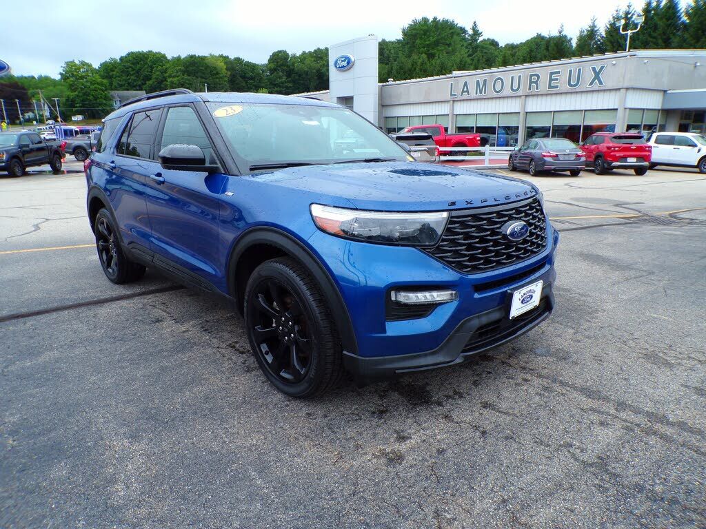 2023 FORD Explorer