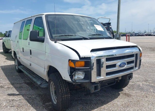2014 FORD E-250