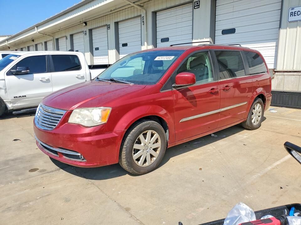 2014 CHRYSLER Town and Country