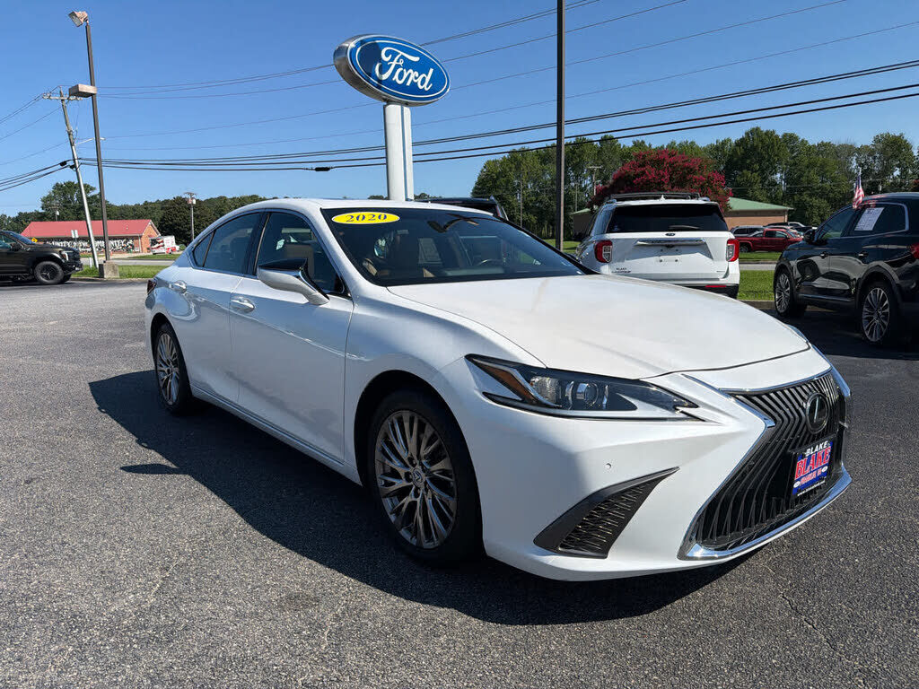 2020 LEXUS ES