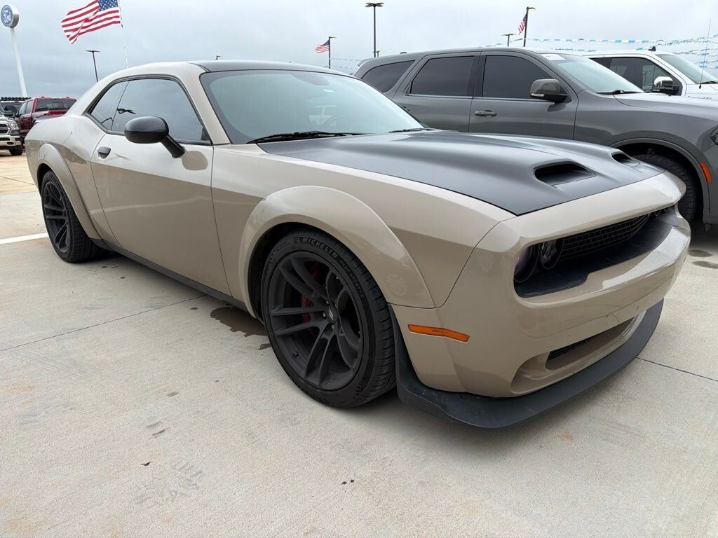 2021 DODGE Challenger
