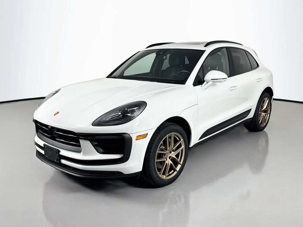 2023 PORSCHE Macan