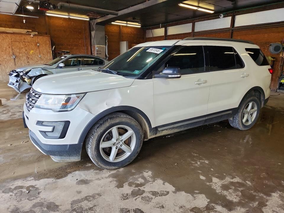 2016 FORD Explorer