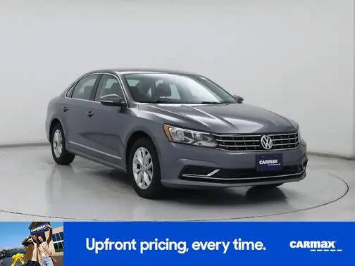 2016 VOLKSWAGEN Passat