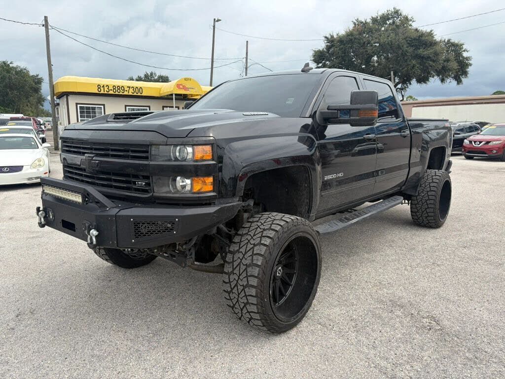 2018 CHEVROLET Silverado