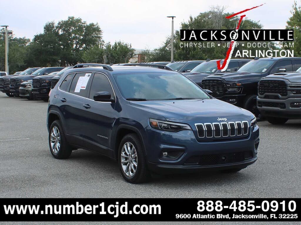 2022 JEEP Cherokee