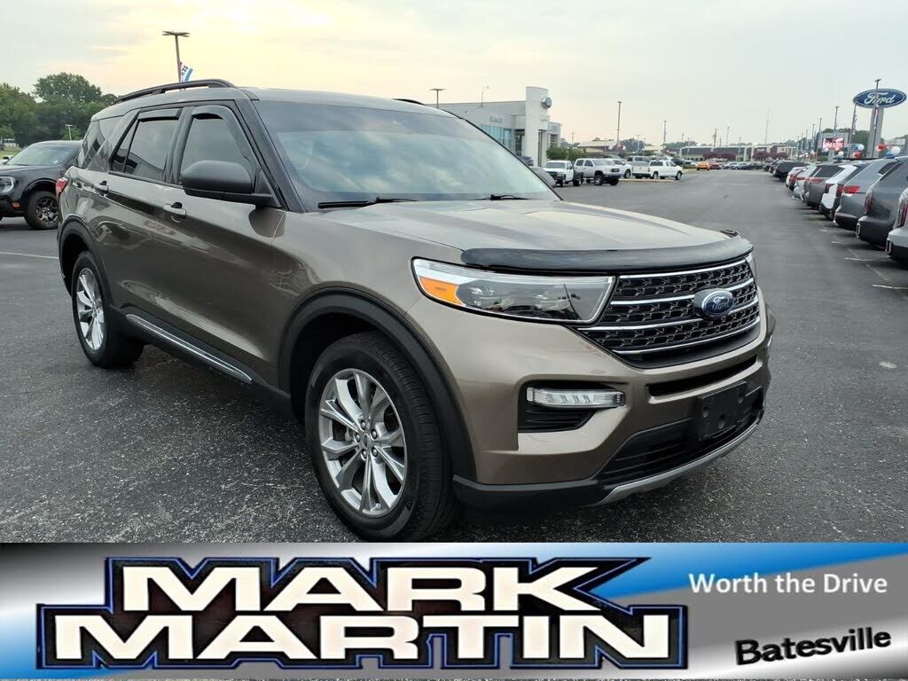 2021 FORD Explorer