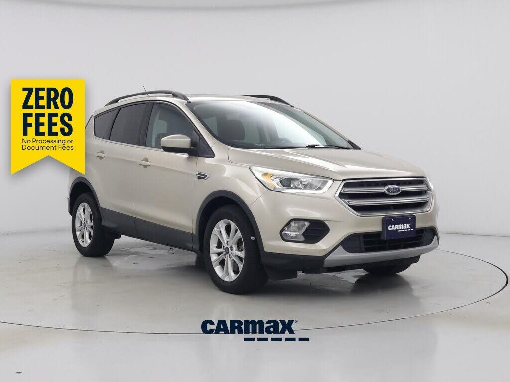 2017 FORD Escape