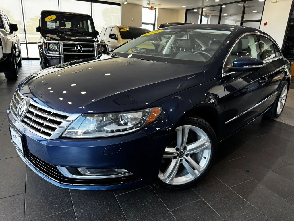 2013 VOLKSWAGEN Passat