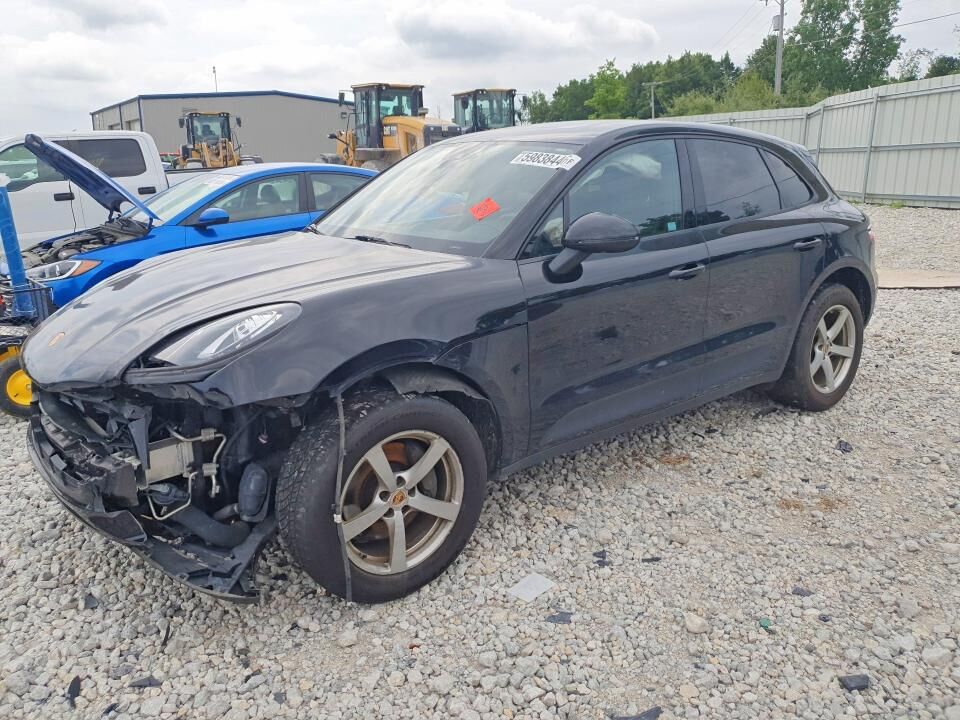 2018 PORSCHE Macan