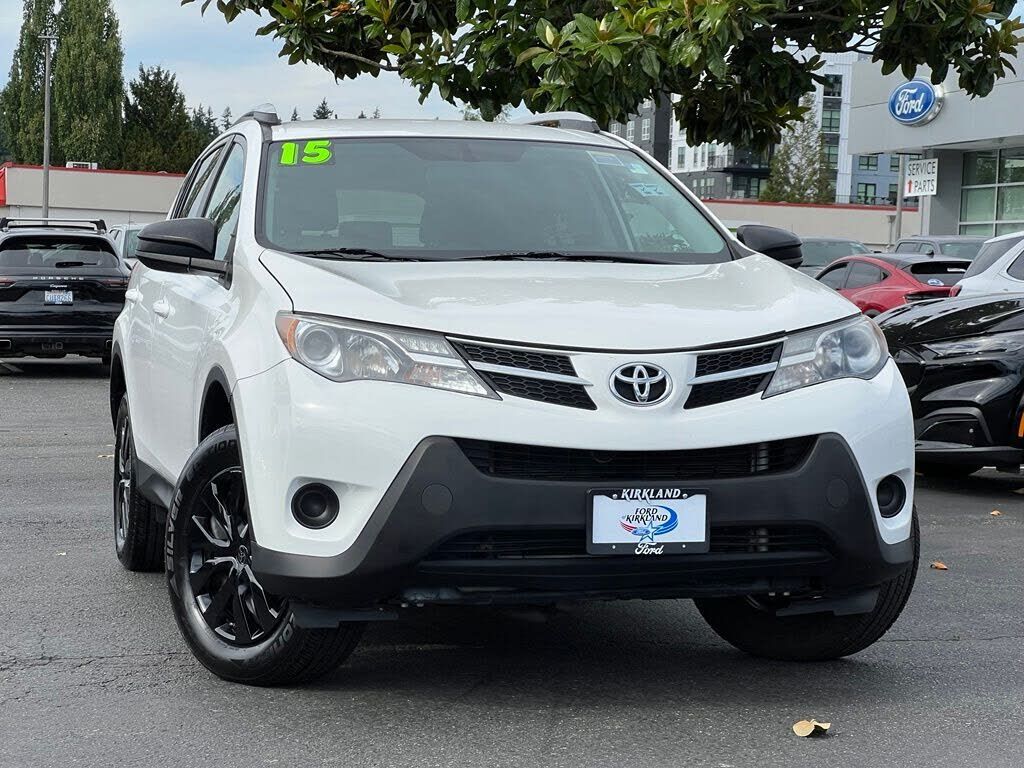 2015 TOYOTA RAV4