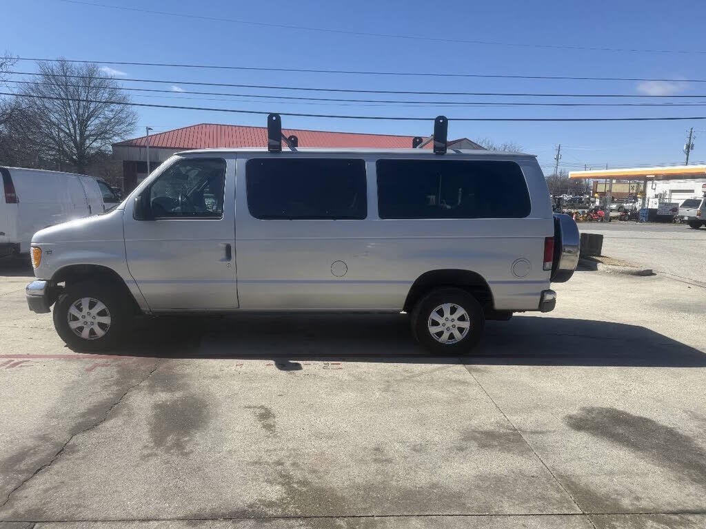 2001 FORD E-150