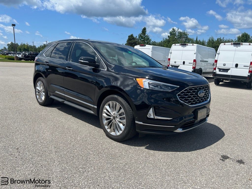 2024 FORD Edge