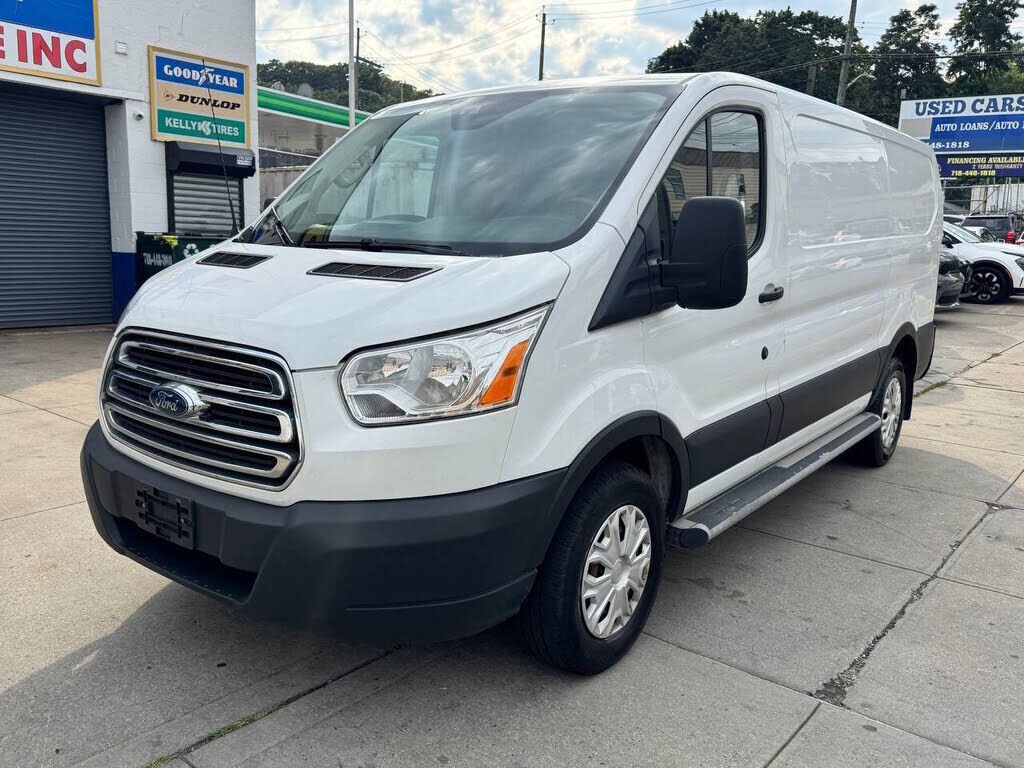 2019 FORD Transit