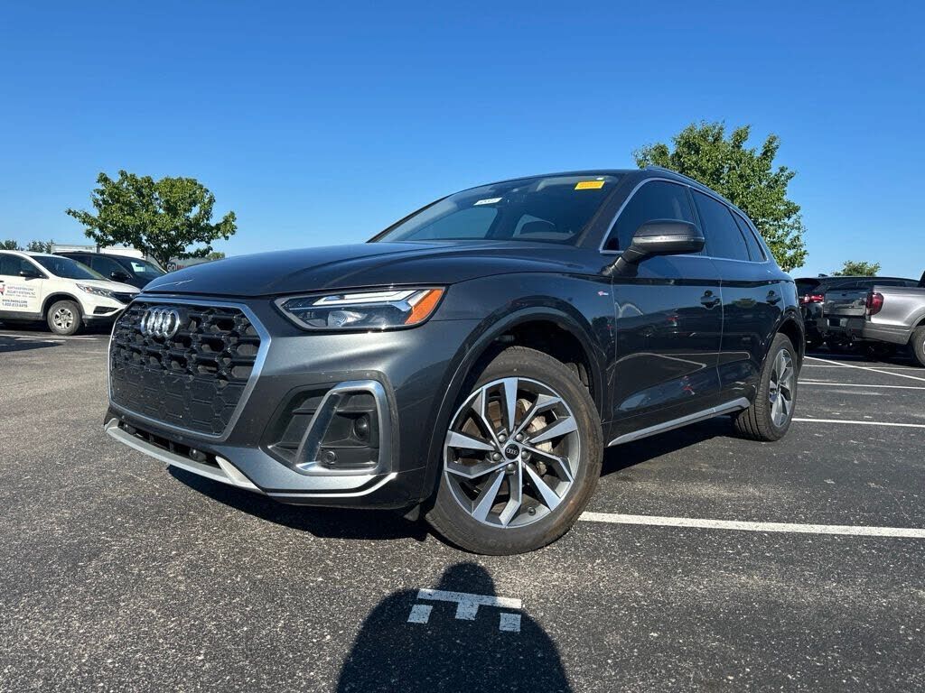 2022 AUDI Q5