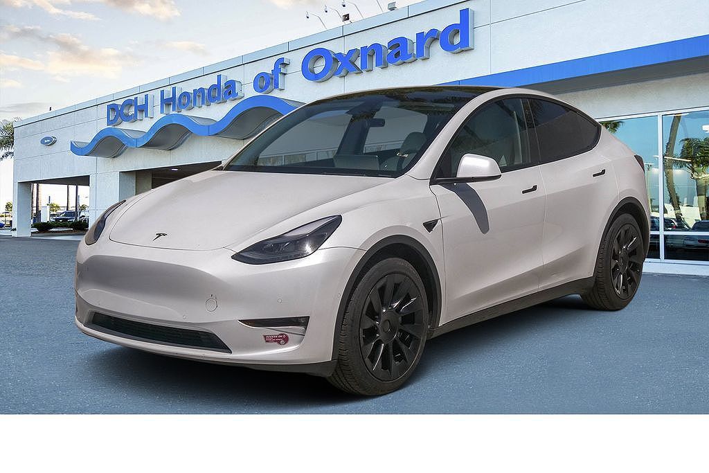 2022 TESLA Model Y
