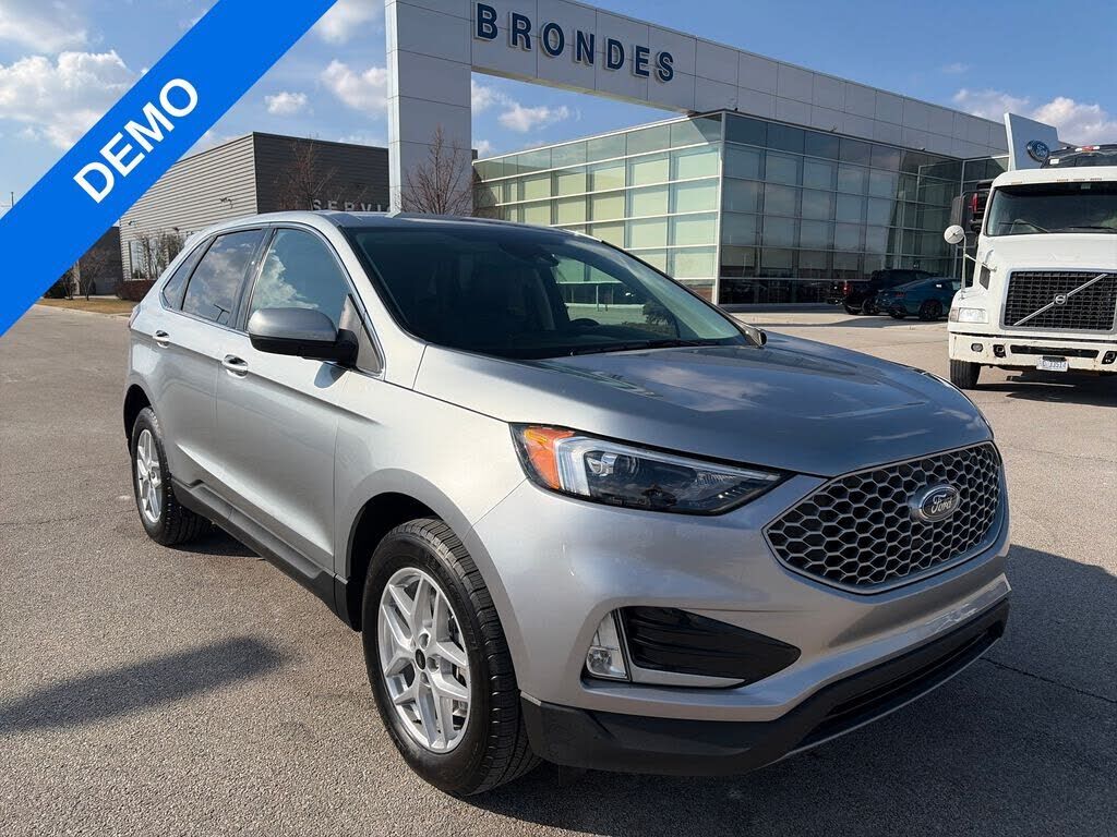 2024 FORD Edge