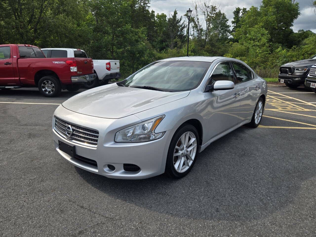 2011 NISSAN Maxima
