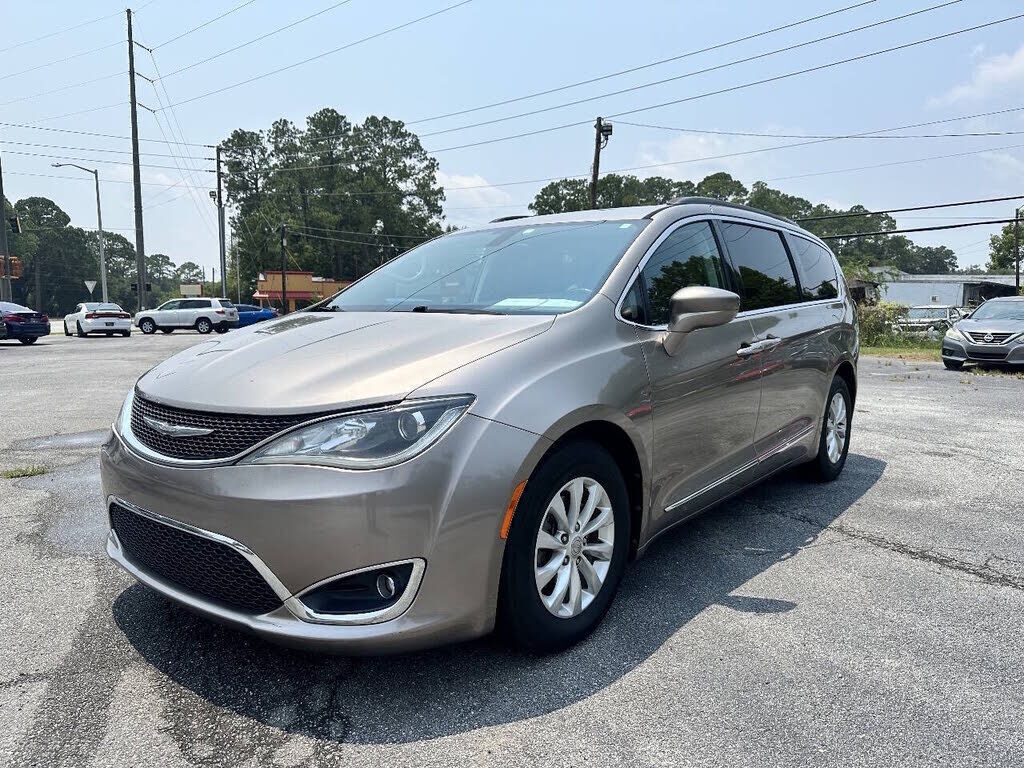 2017 CHRYSLER Pacifica
