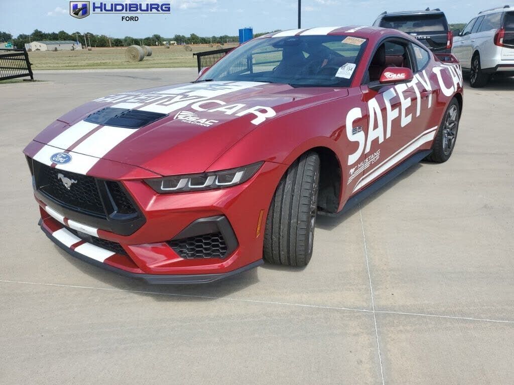 2024 FORD Mustang