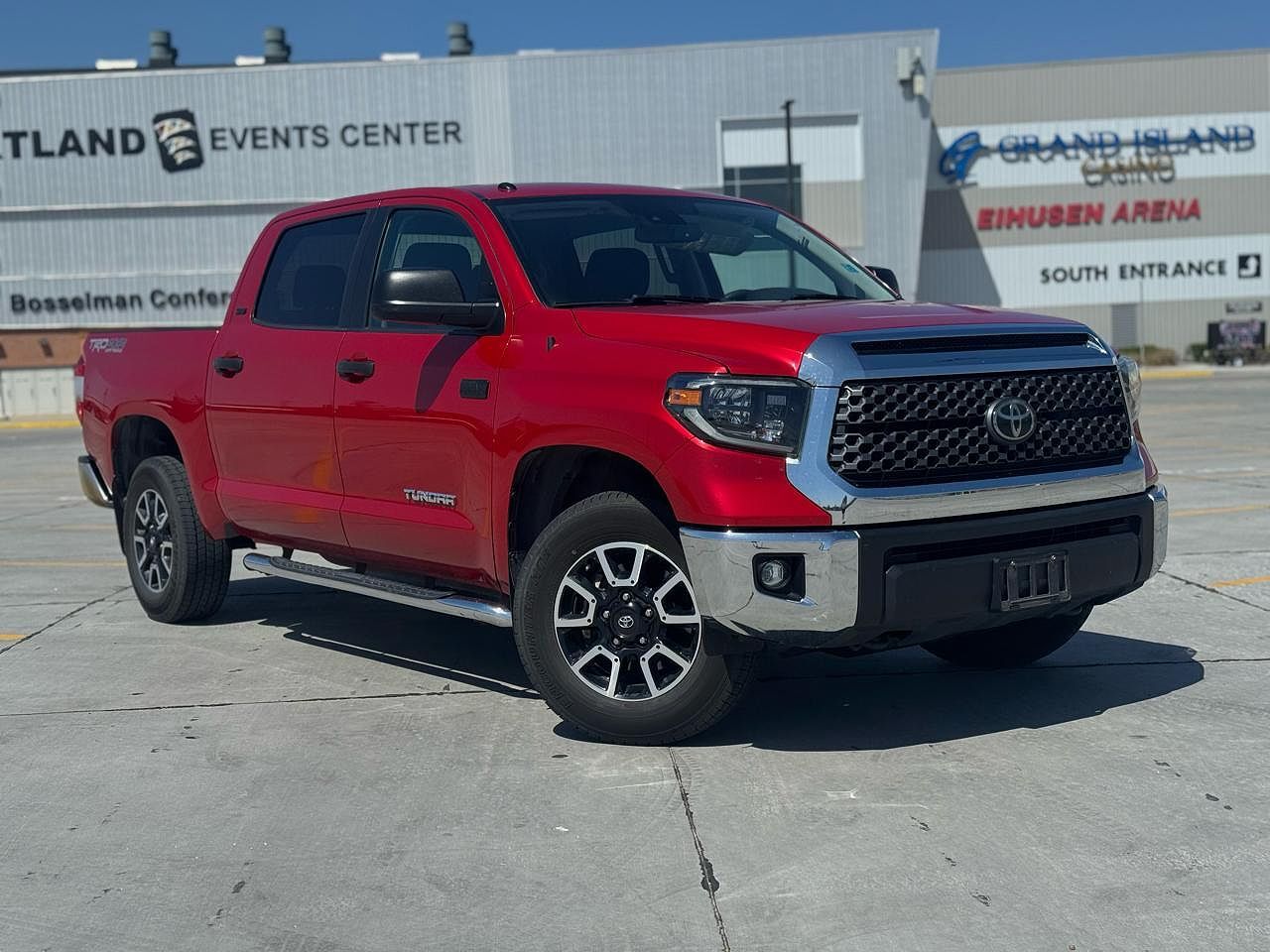 2019 TOYOTA Tundra