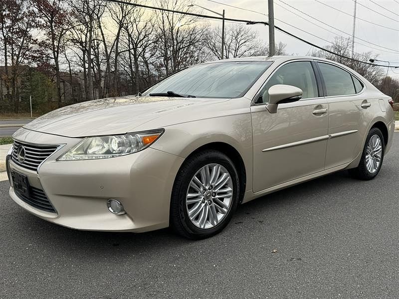 2013 LEXUS ES