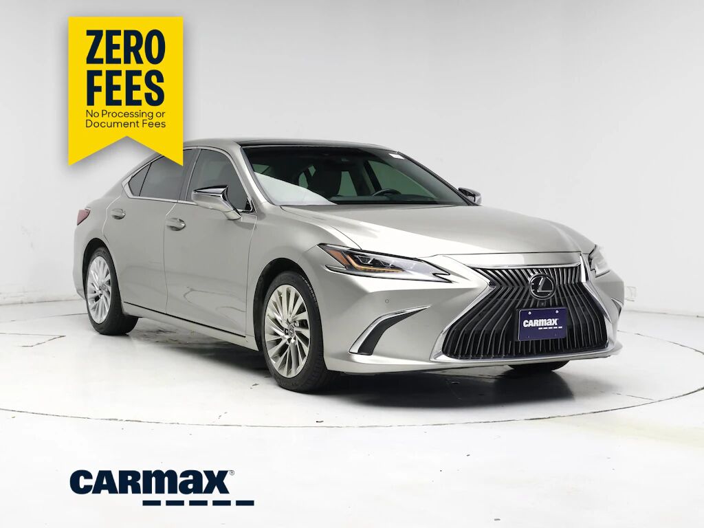 2019 LEXUS ES