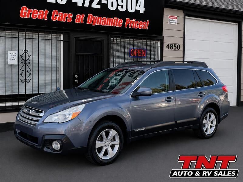 2014 SUBARU Outback