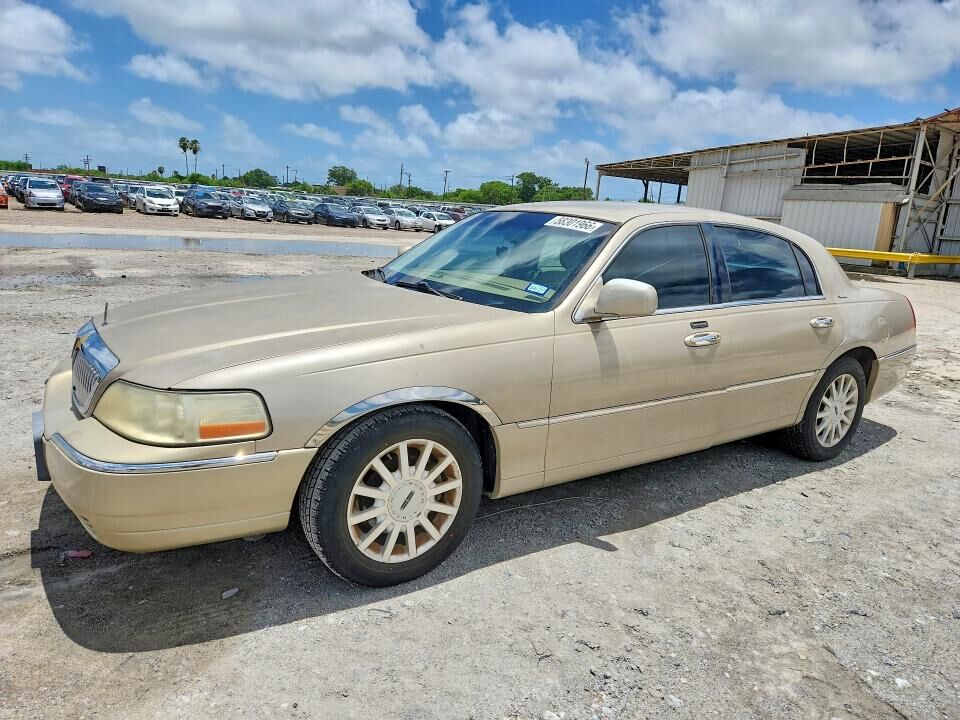 2007 LINCOLN Town Car