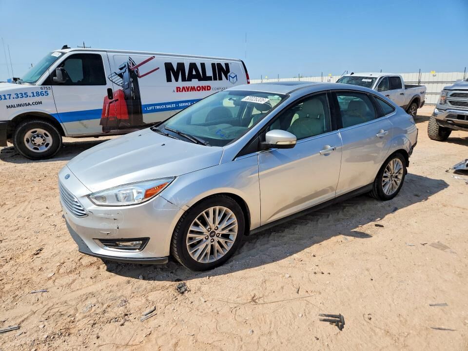 2017 FORD Focus