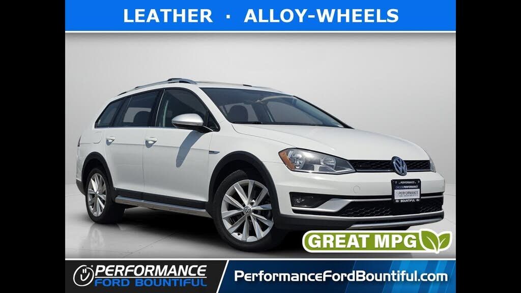 2017 VOLKSWAGEN Golf Alltrack