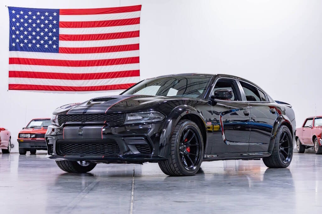 2020 DODGE Charger