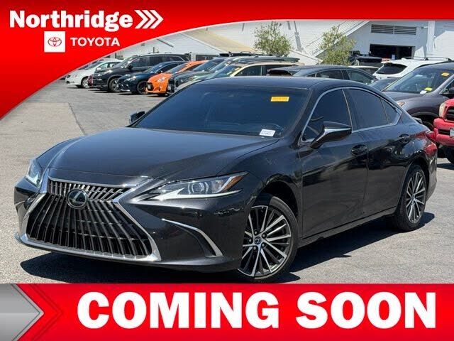 2024 LEXUS ES