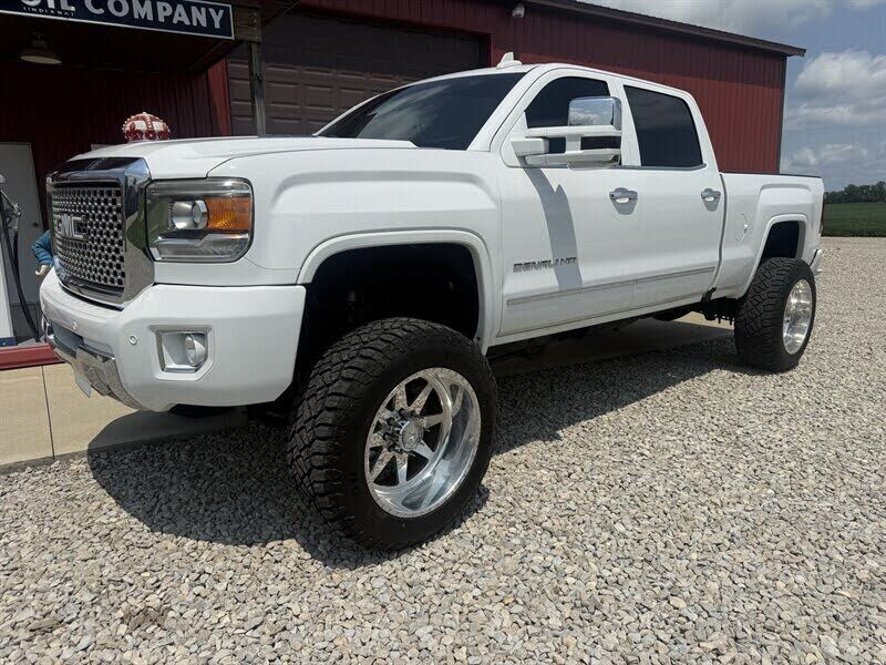 2016 GMC Sierra