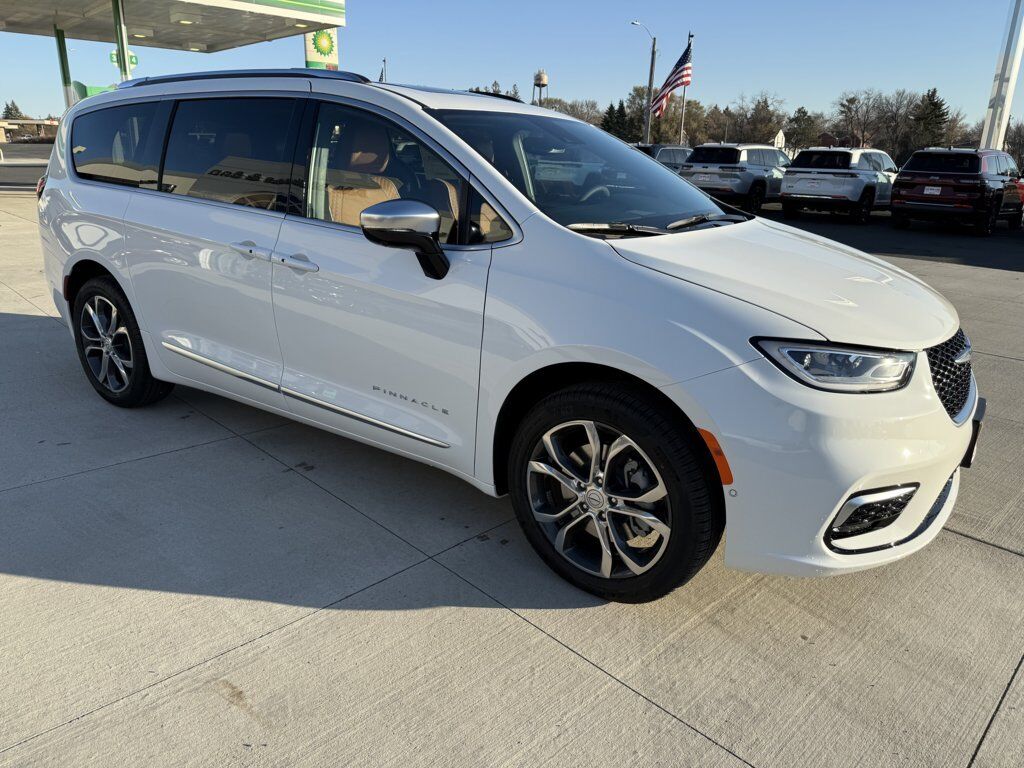 2026 CHRYSLER Pacifica