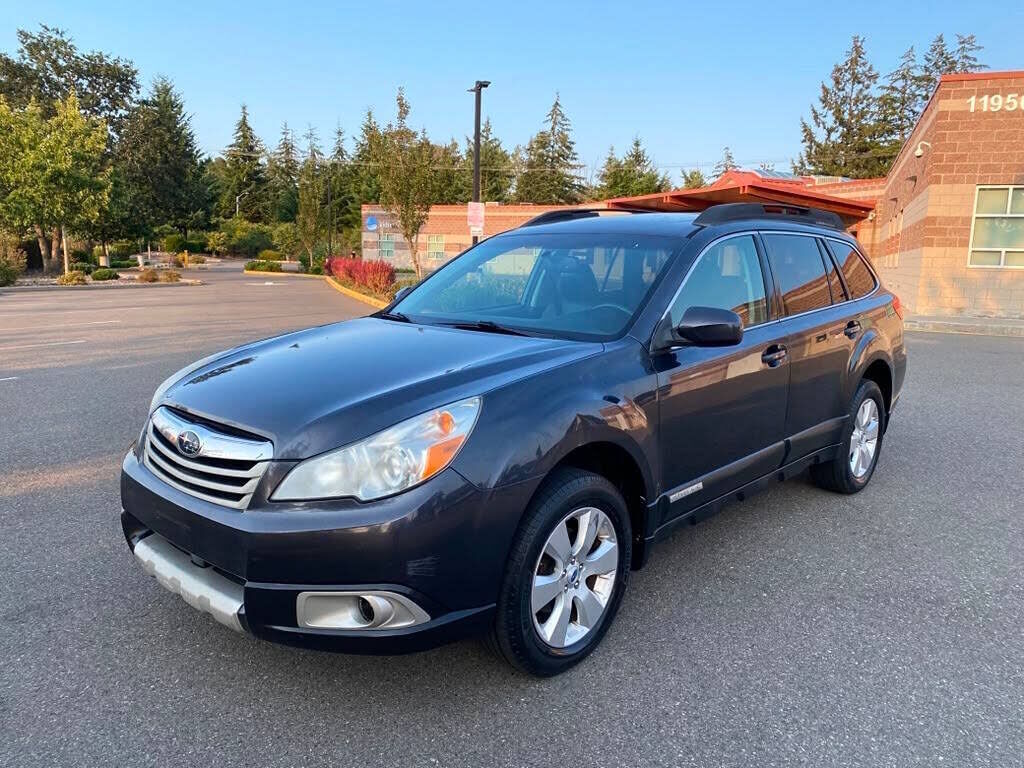 2012 SUBARU Outback