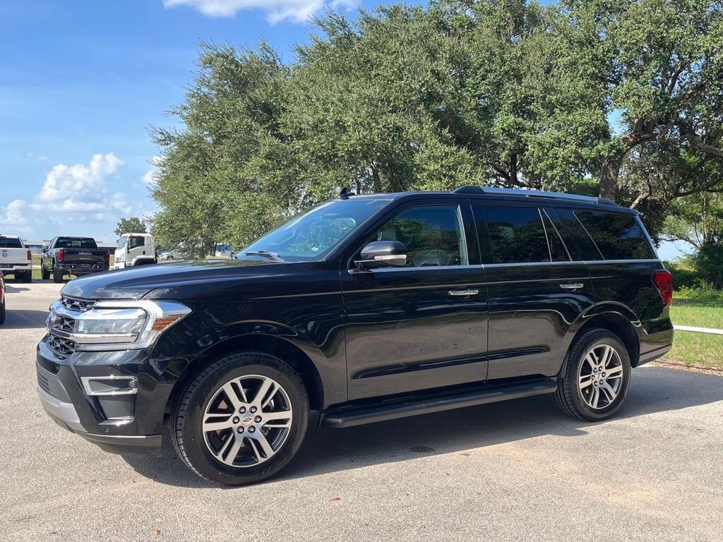 2024 FORD Expedition
