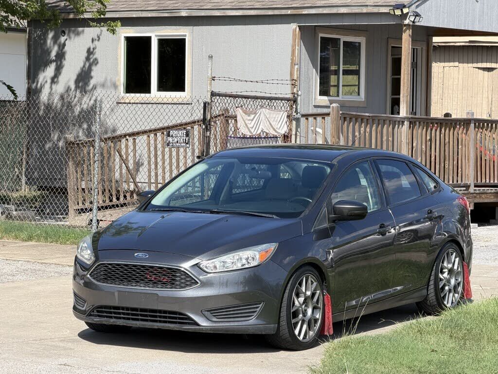 2016 FORD Focus