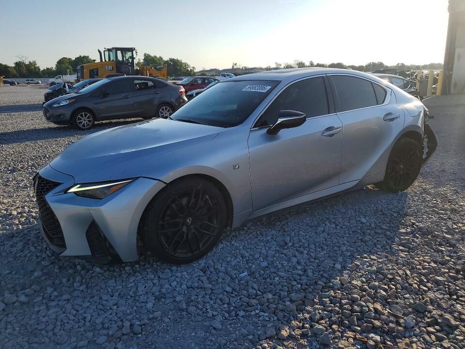 2021 LEXUS IS