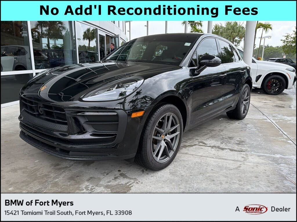 2023 PORSCHE Macan