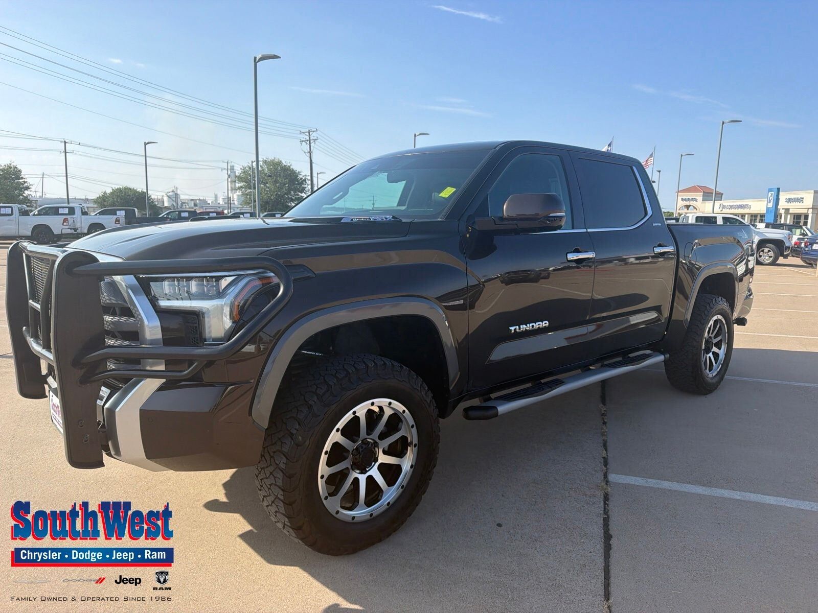 2023 TOYOTA Tundra
