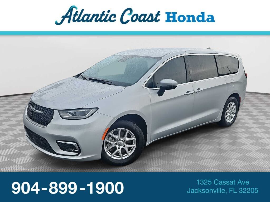 2023 CHRYSLER Pacifica