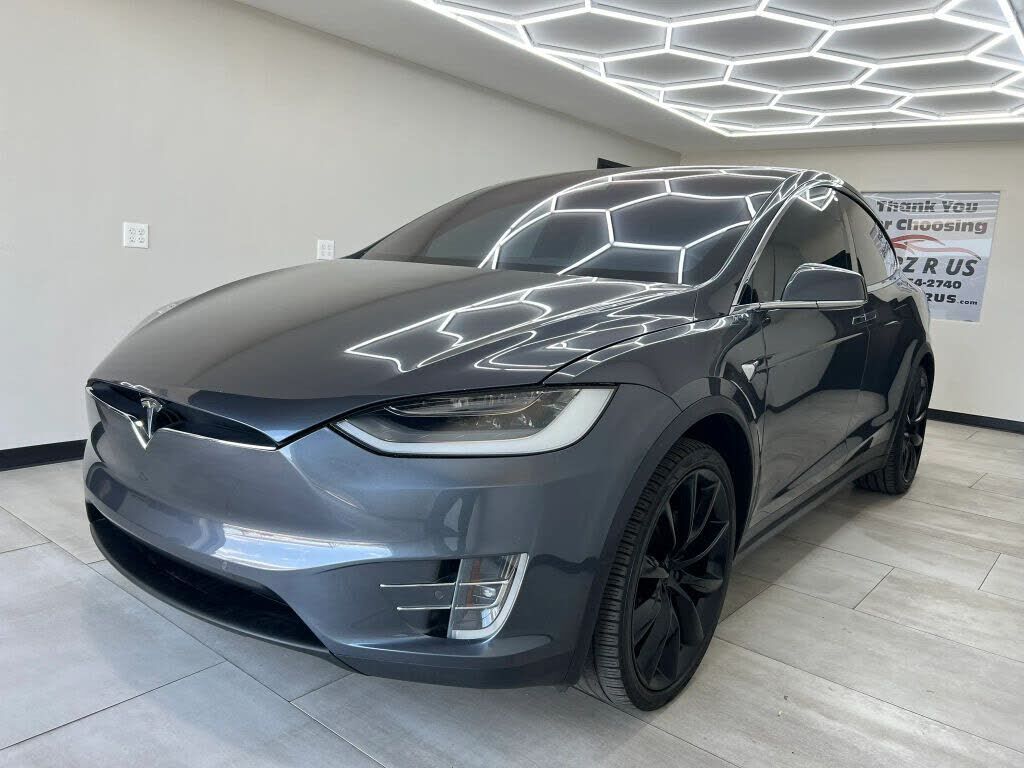 2019 TESLA Model X