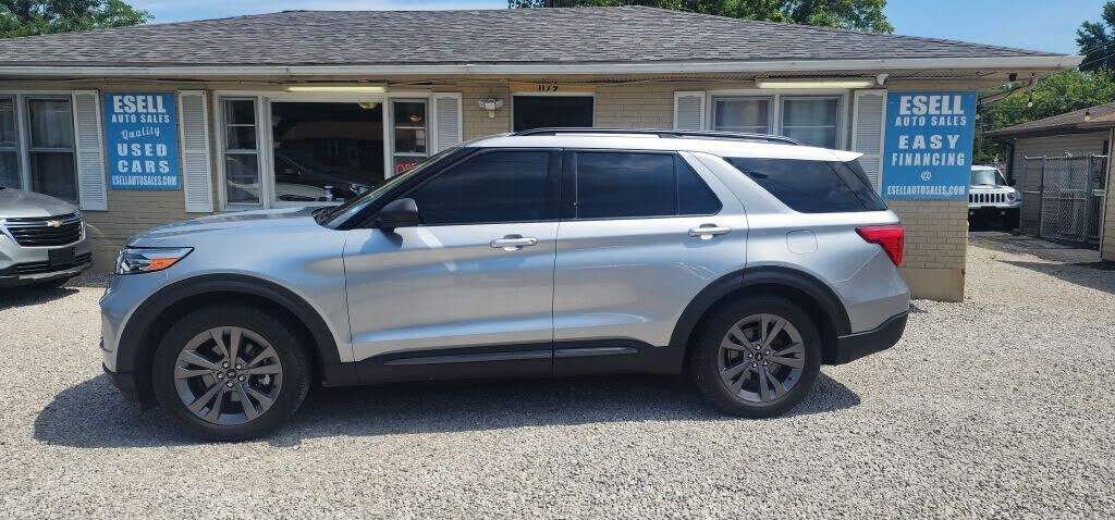 2021 FORD Explorer