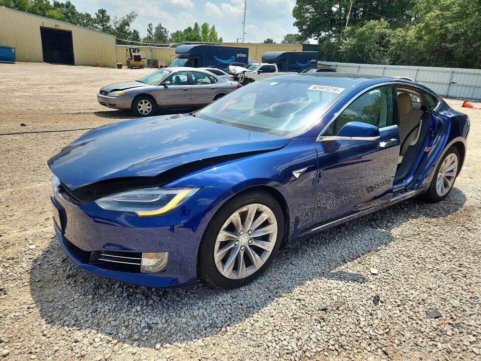 2016 TESLA Model S