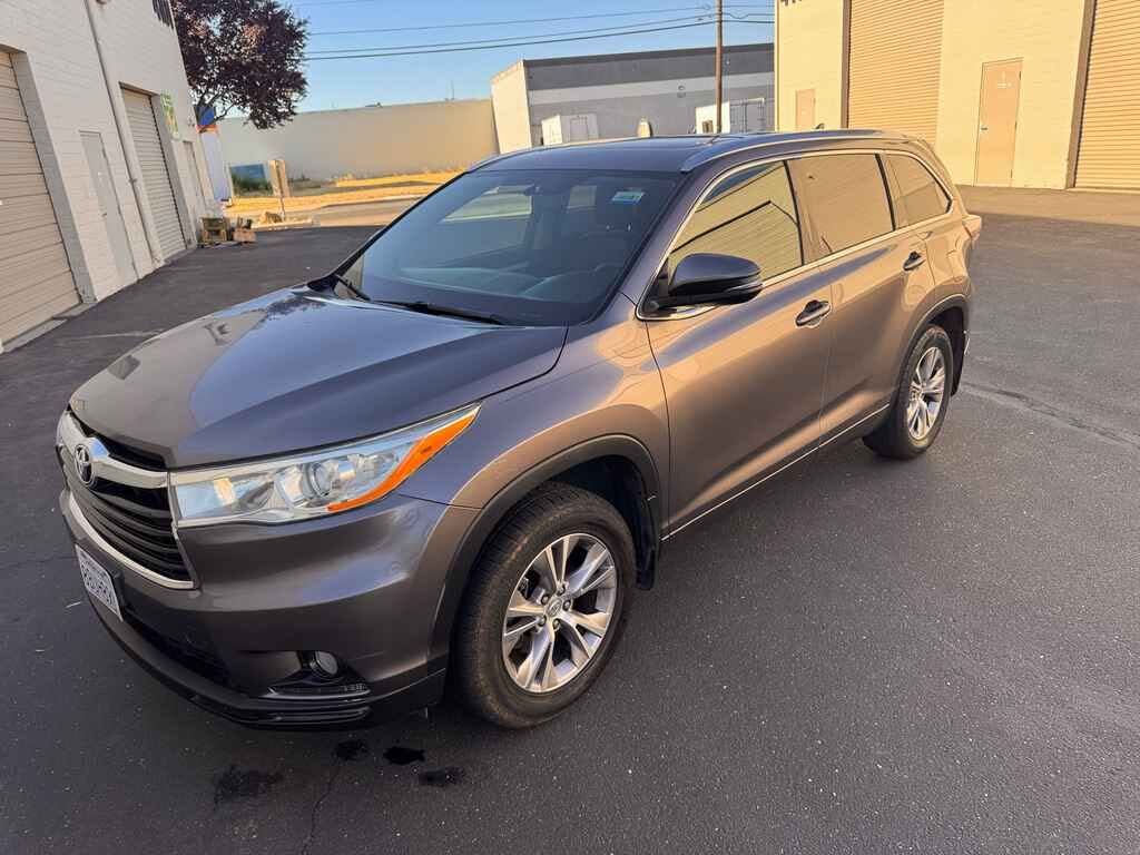 2014 TOYOTA Highlander