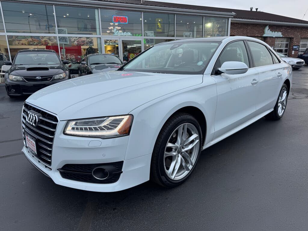 2017 AUDI A8
