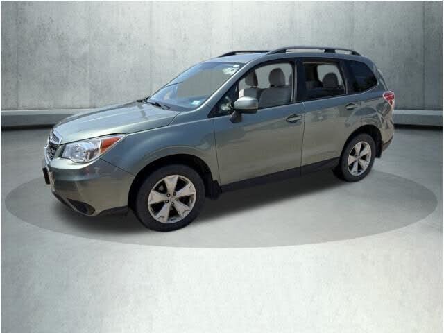 2015 SUBARU Forester